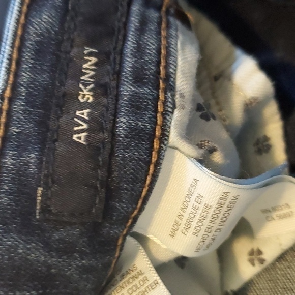 Skinny Jeans - Picture 5 of 5